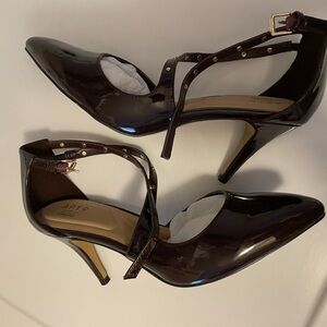 Apt. 9 dark eggplant color Patent Pointed-Toe Ankle-Strap Heels